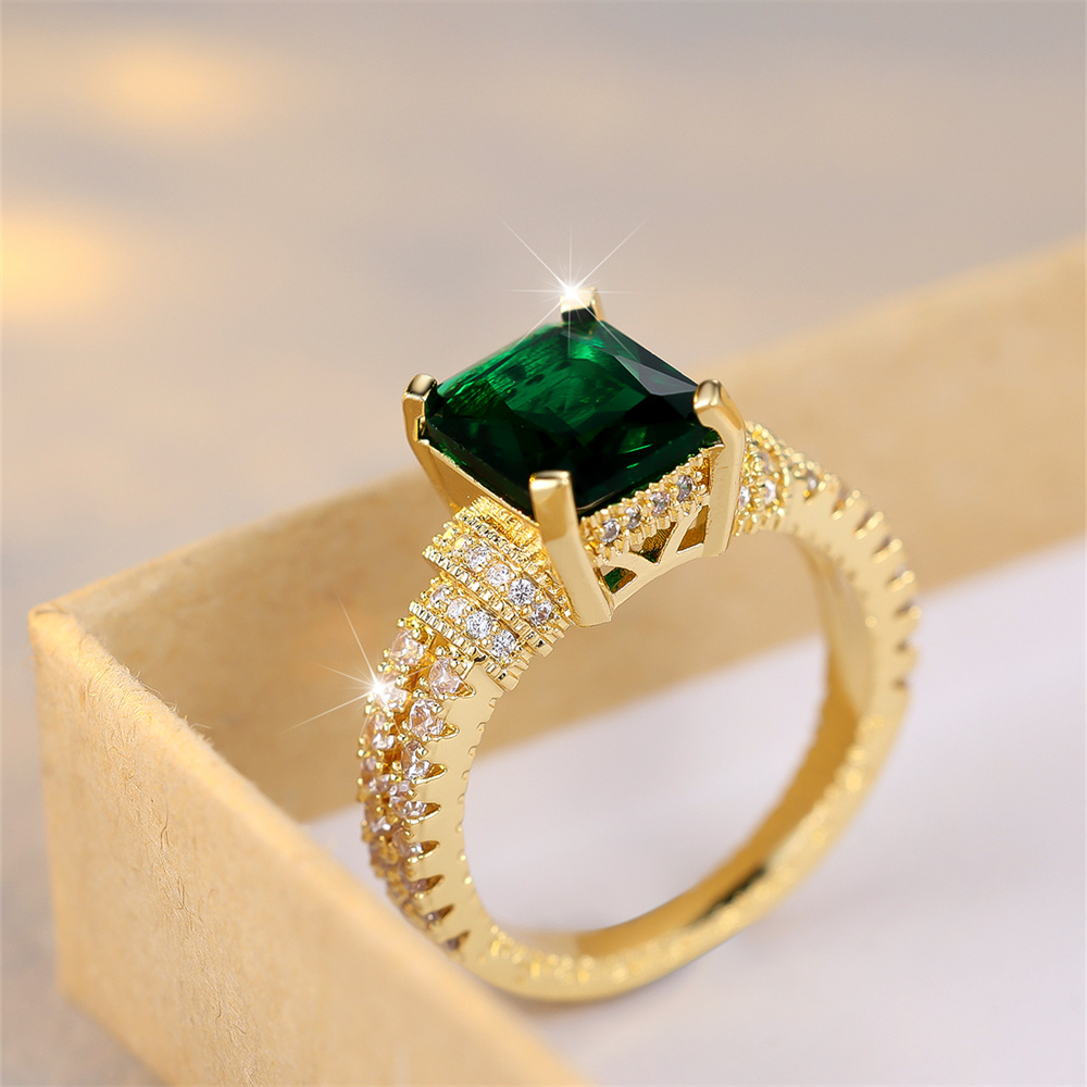 Green Crystal Square Stone Eng – Birthstone Ring Set Bewertung und Preis